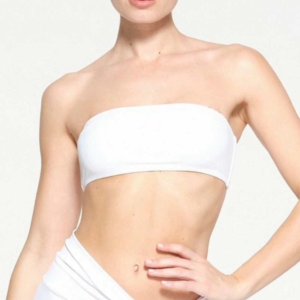 SKIMS Swim Bandeau Bikini Top White | Size 4X | NWT